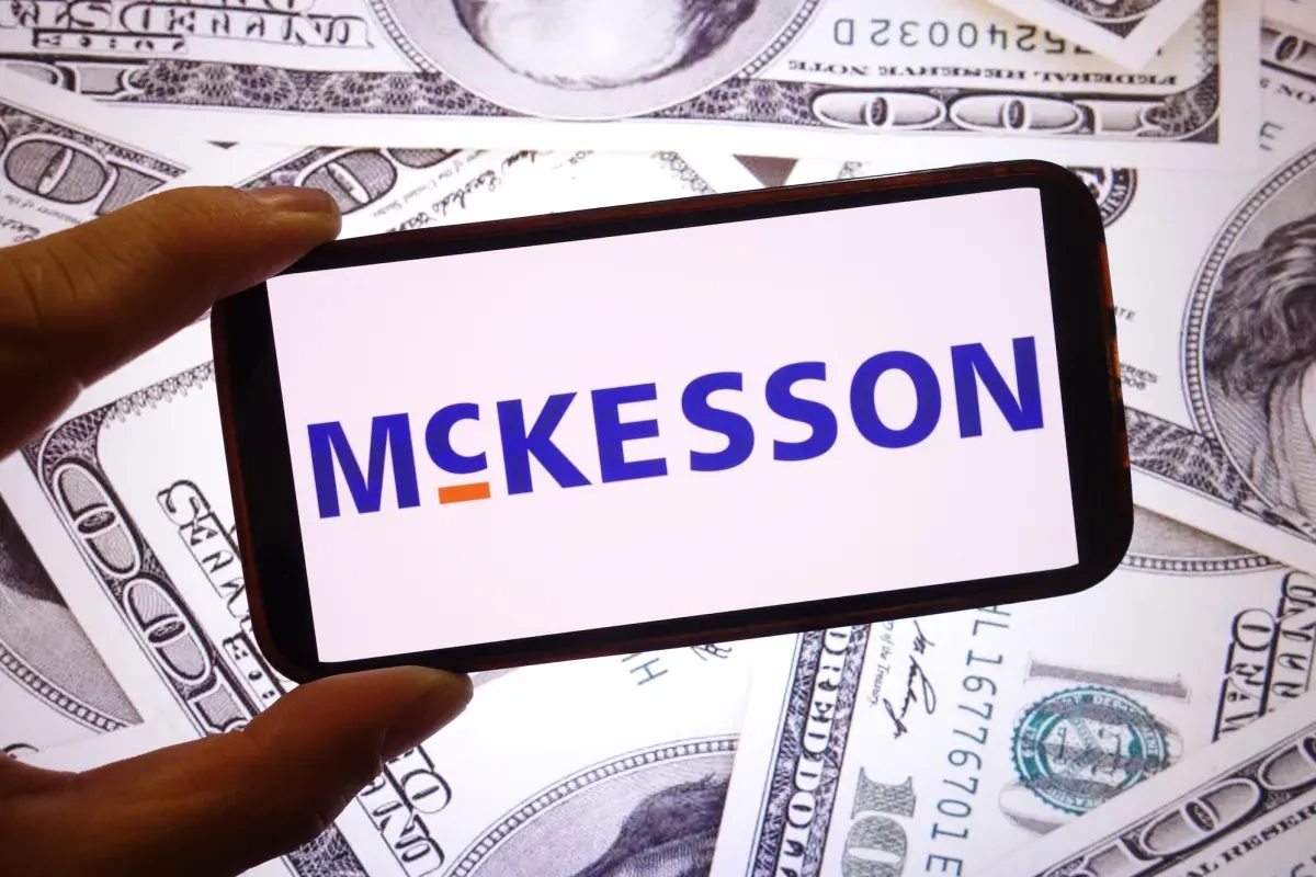 Хакеры заявили о краже данных пациентов у McKesson
